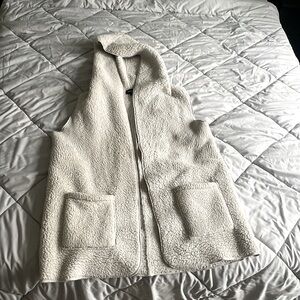 Sherpa fleece hooded Vest